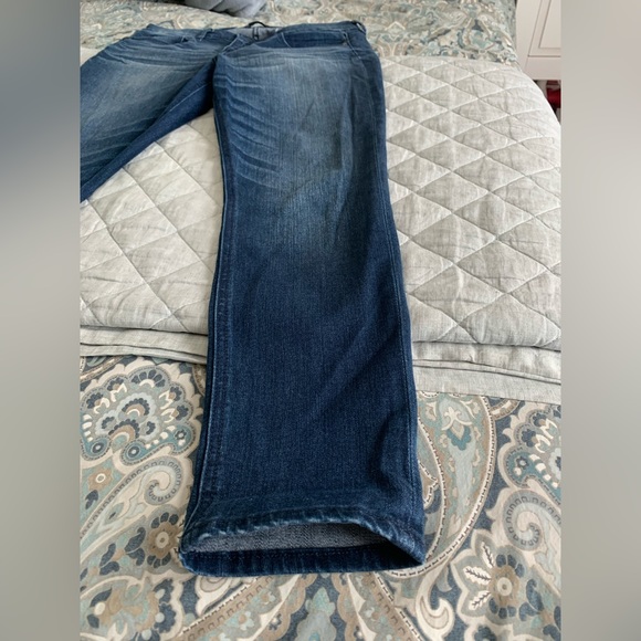 Abercrombie Skinny Jeans - Picture 2 of 9